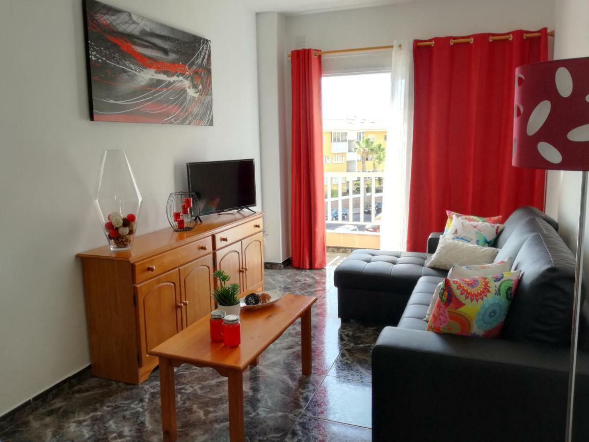 Piso Con Vistas Al Mar Y Al Teide Apartment Guia de Isora  Bagian luar foto